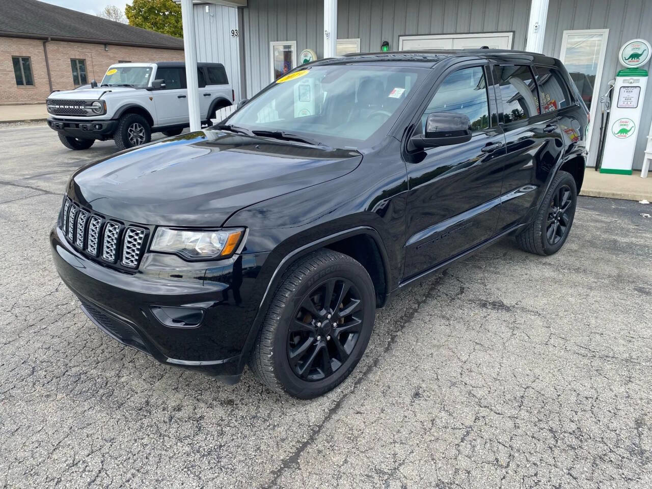 Used 2019 Jeep Grand Cherokee Altitude