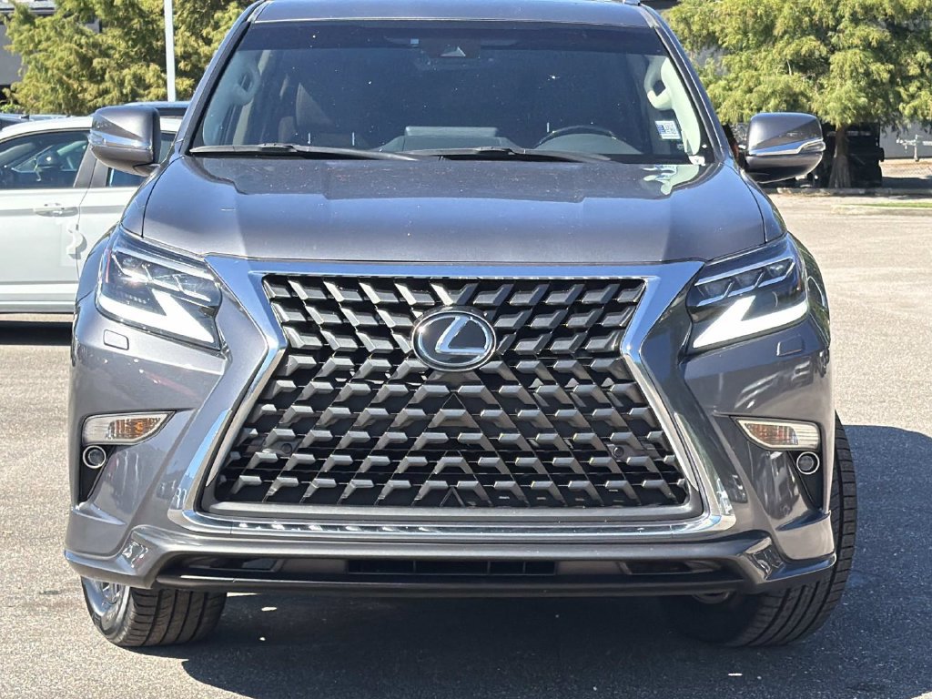 Used 2023 Lexus GX 460 Premium AWD/4WD image 2
