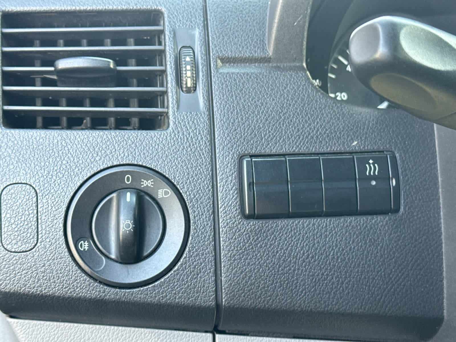 Used 2017 Mercedes-Benz Sprinter 2500 image 16