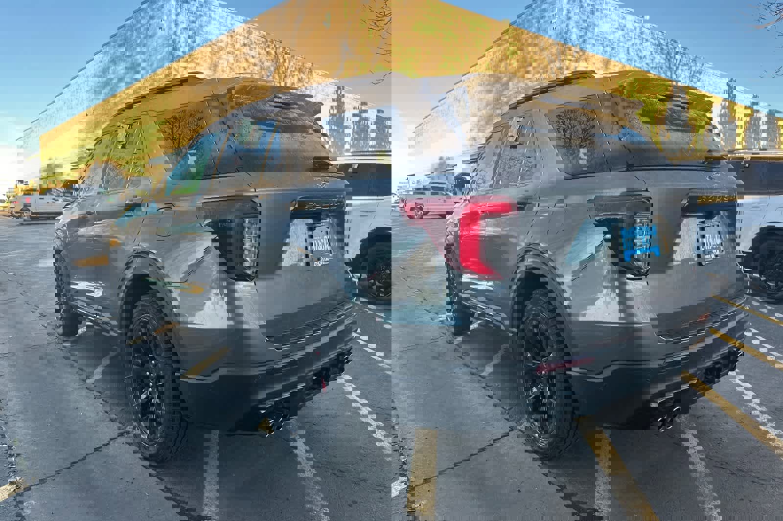 Certified 2022 Ford Explorer ST w/ Equipment Group 401A image 3