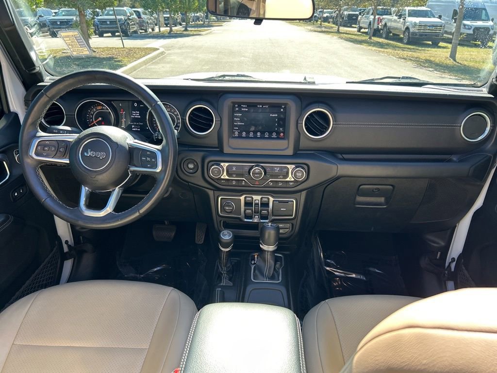 Used 2019 Jeep Wrangler Unlimited Sahara w/ Safety Group image 10