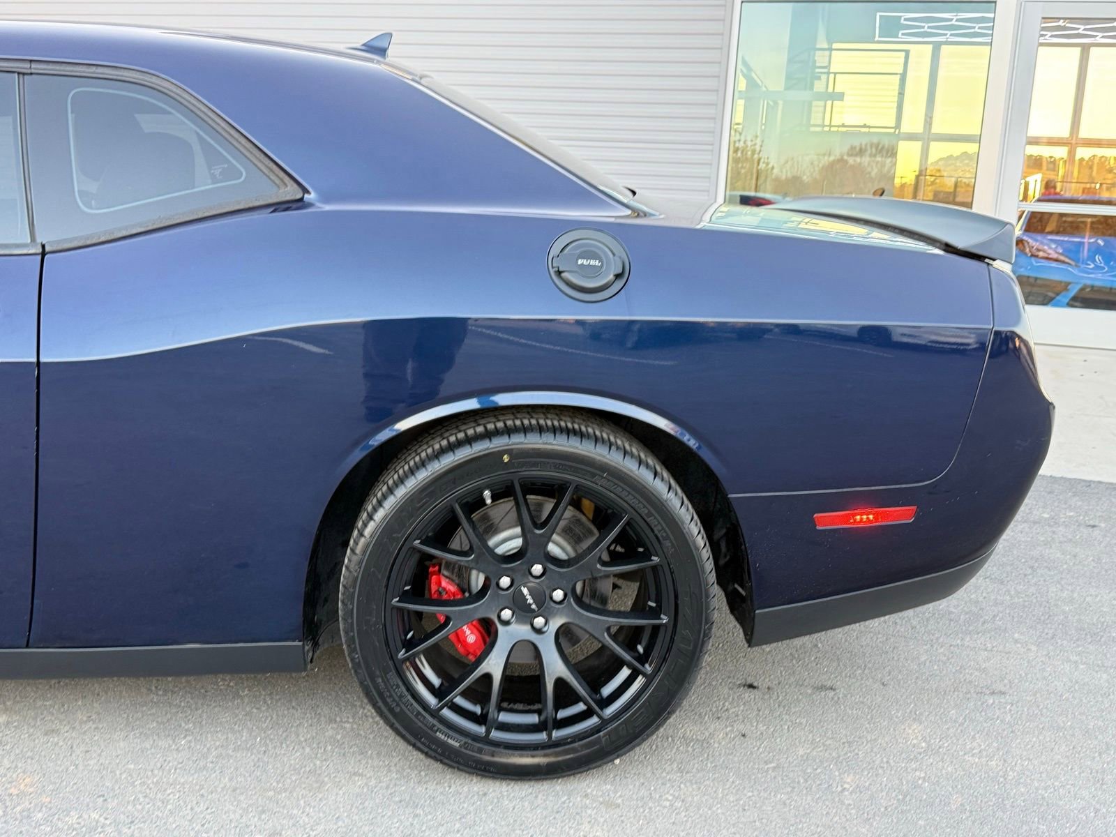Used 2015 Dodge Challenger SRT Hellcat image 17