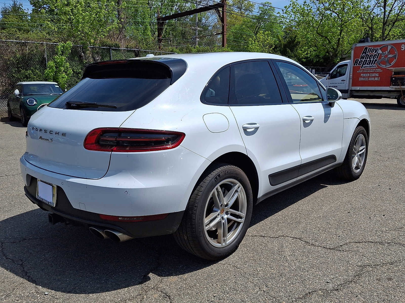Used 2016 Porsche Macan S AWD/4WD image 6