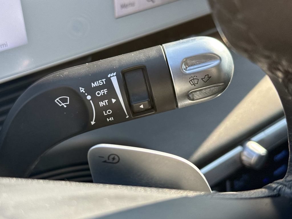 Used 2024 Hyundai Ioniq 5 SEL RWD image 21