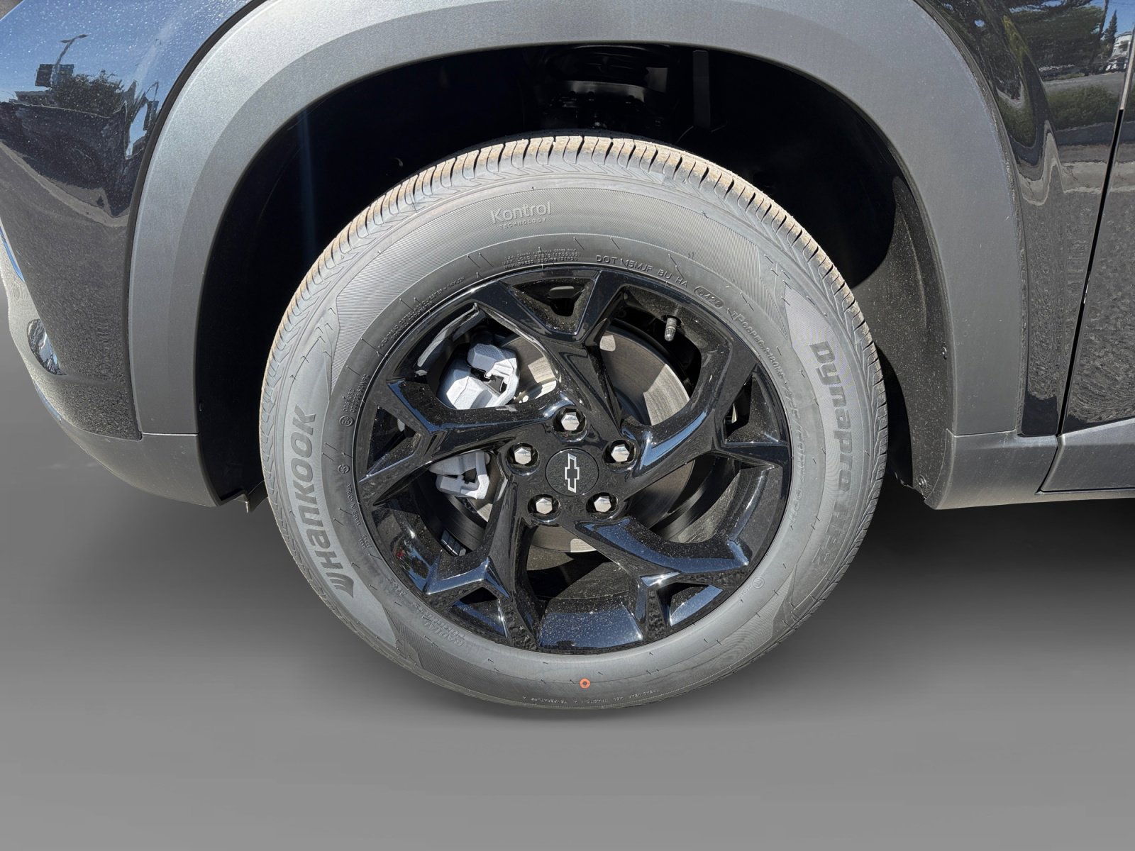 New 2026 Chevrolet Trax LT image 9