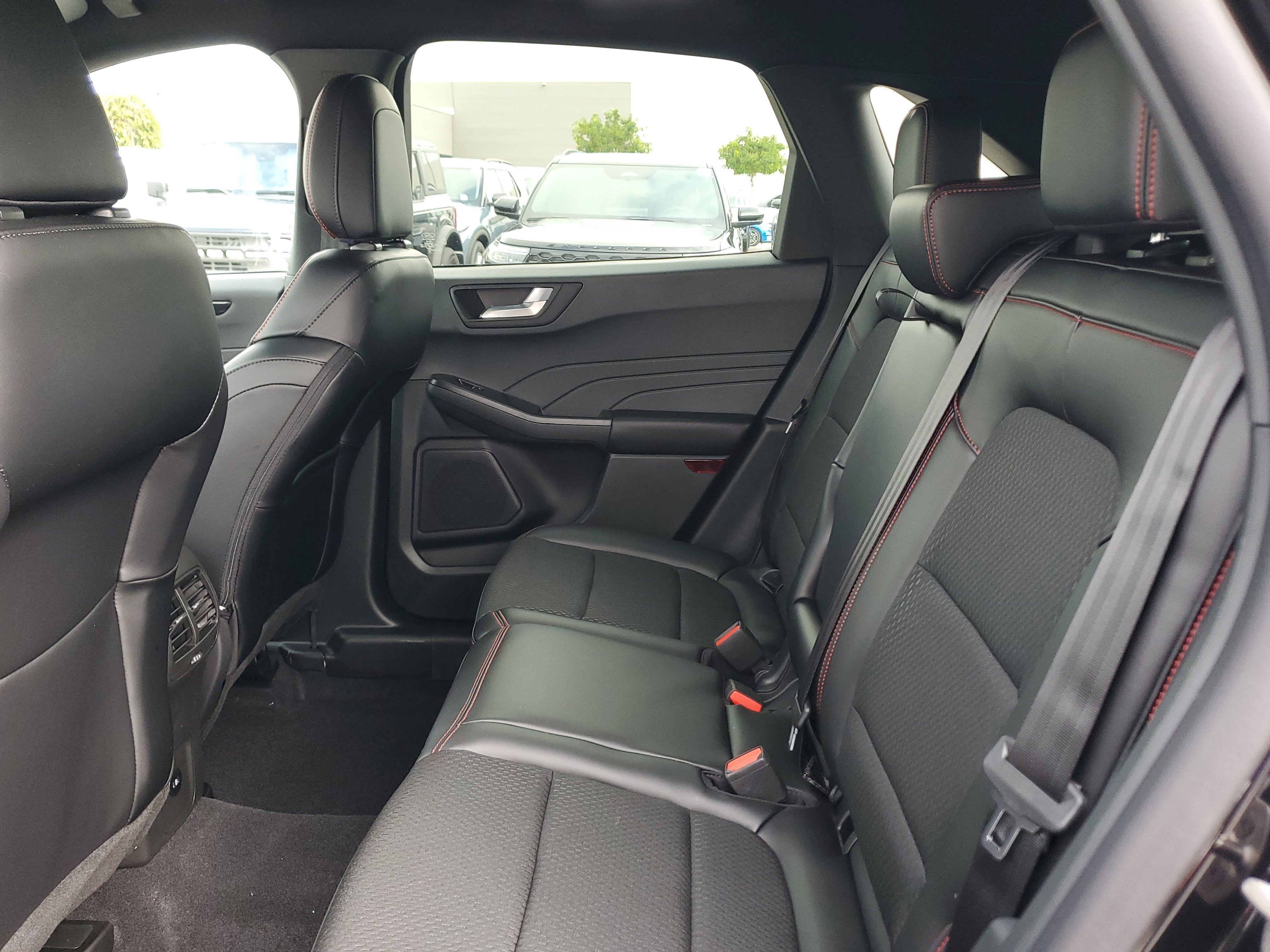 New 2026 Ford Escape ST-Line w/ Tech Pack #1 image 11