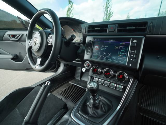 Used 2024 Toyota GR86 Premium RWD image 26
