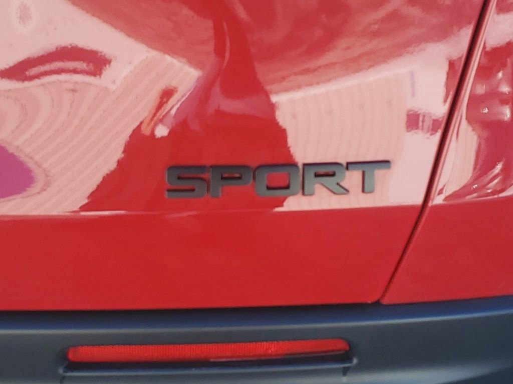 Certified 2025 Honda HR-V Sport image 7