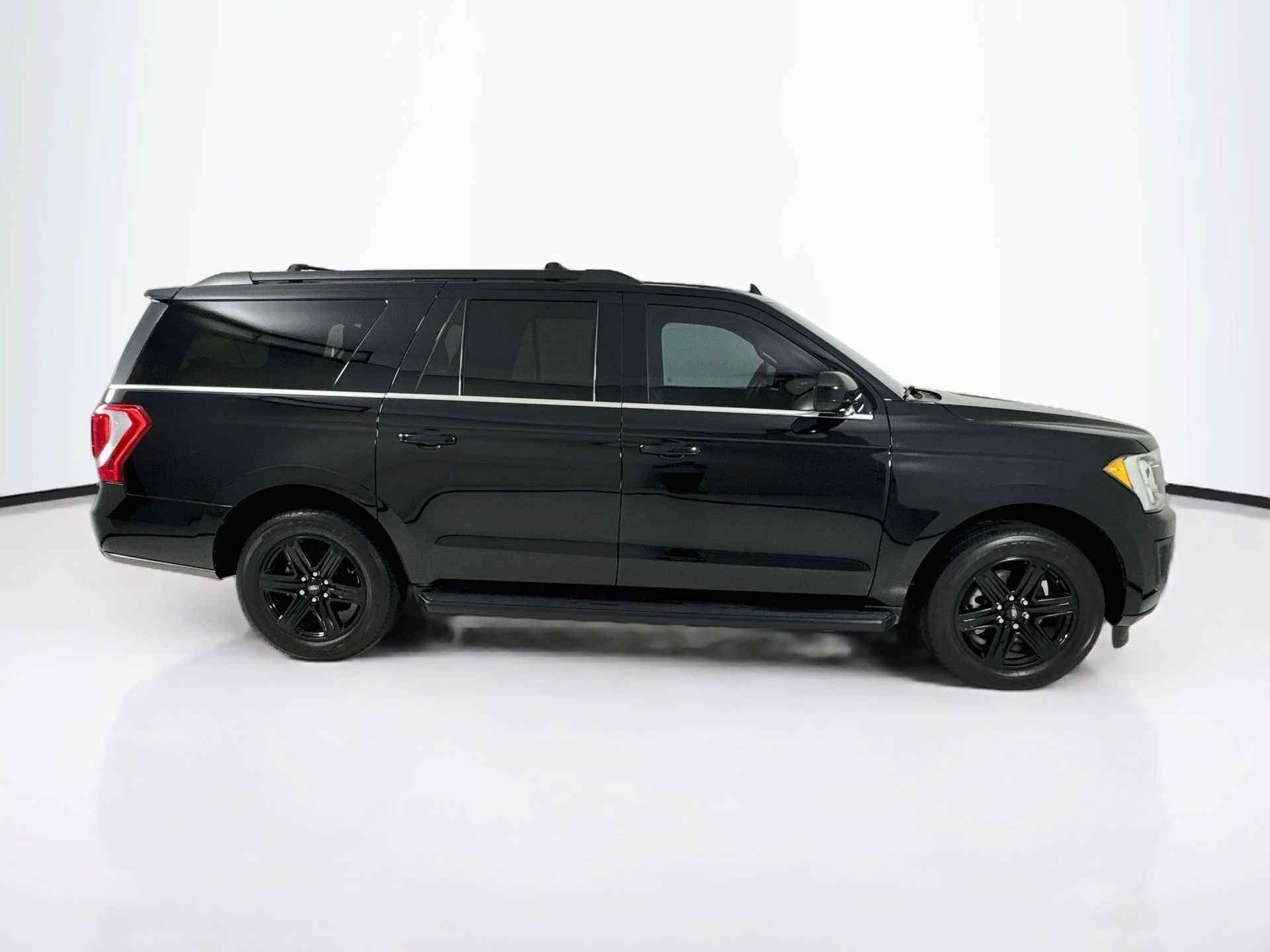 Used 2021 Ford Expedition Max XLT RWD image 9