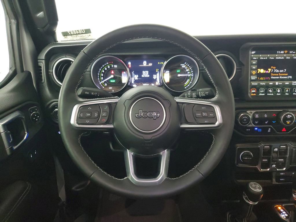 Used 2023 Jeep Wrangler Unlimited Sahara w/ Cold Weather Group image 14
