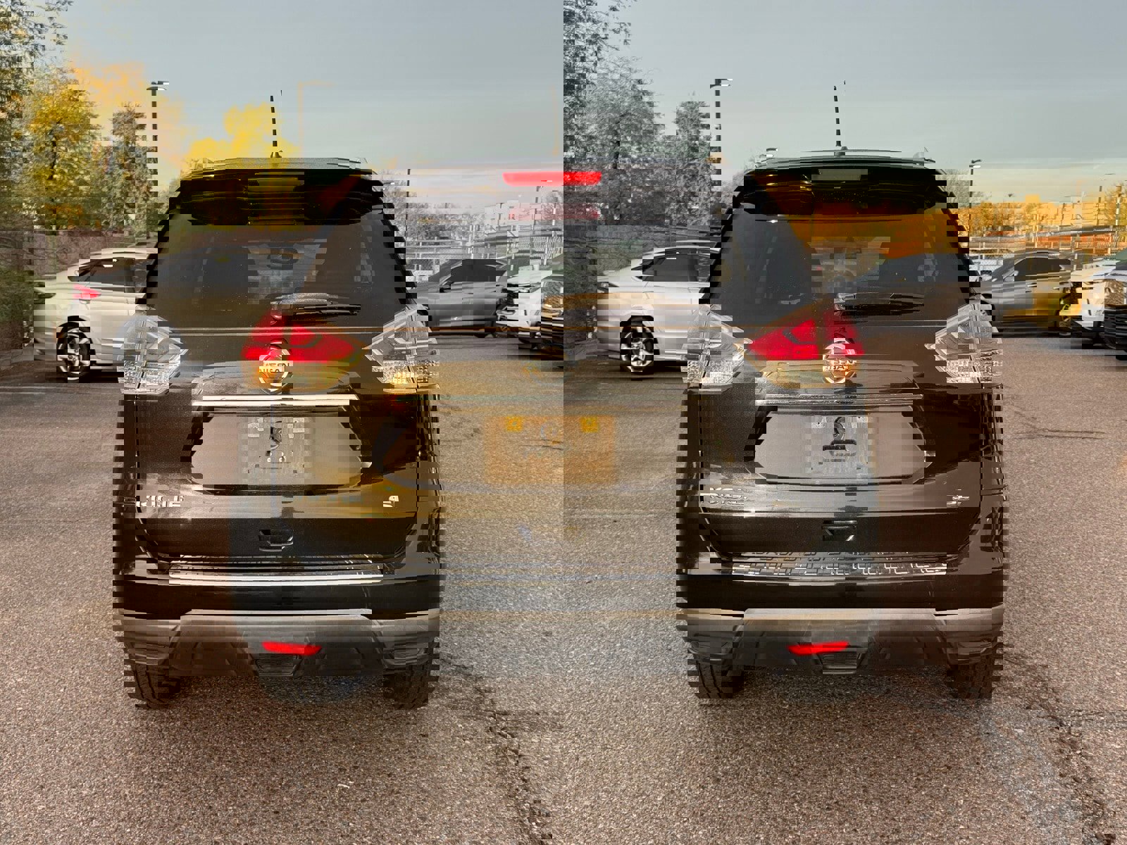 Used 2016 Nissan Rogue SL w/ SL Premium Package image 6