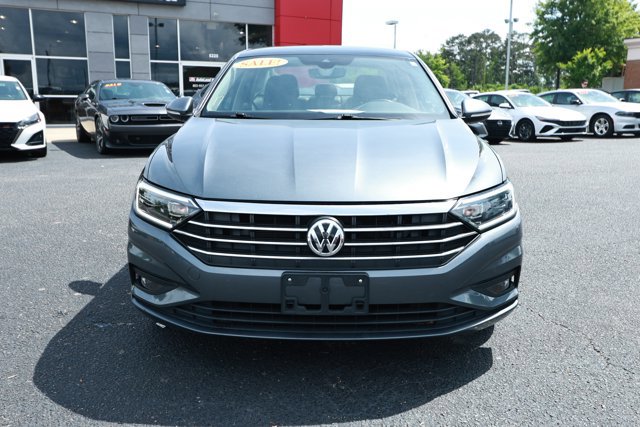Used 2020 Volkswagen Jetta SEL Premium FWD image 2