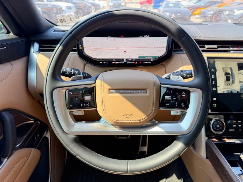 Used 2023 Land Rover Range Rover SE image 21