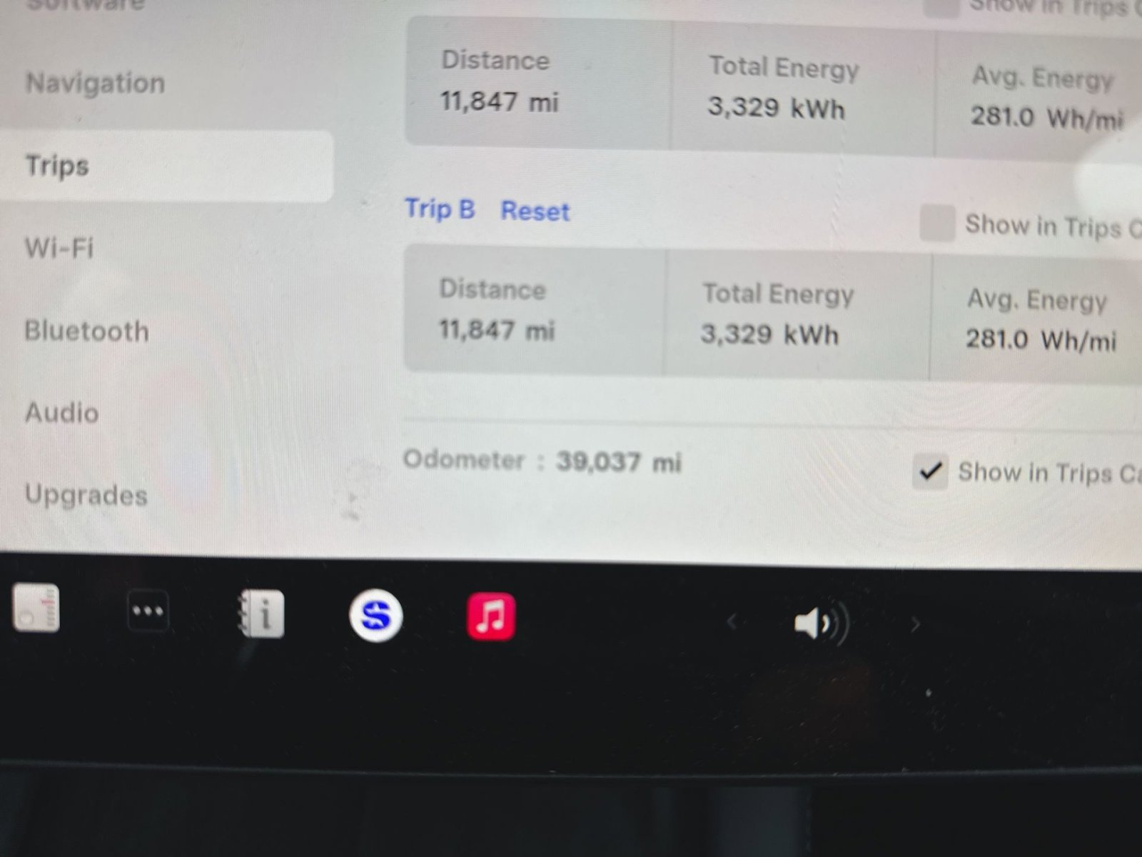 Used 2024 Tesla Model Y Long Range image 19