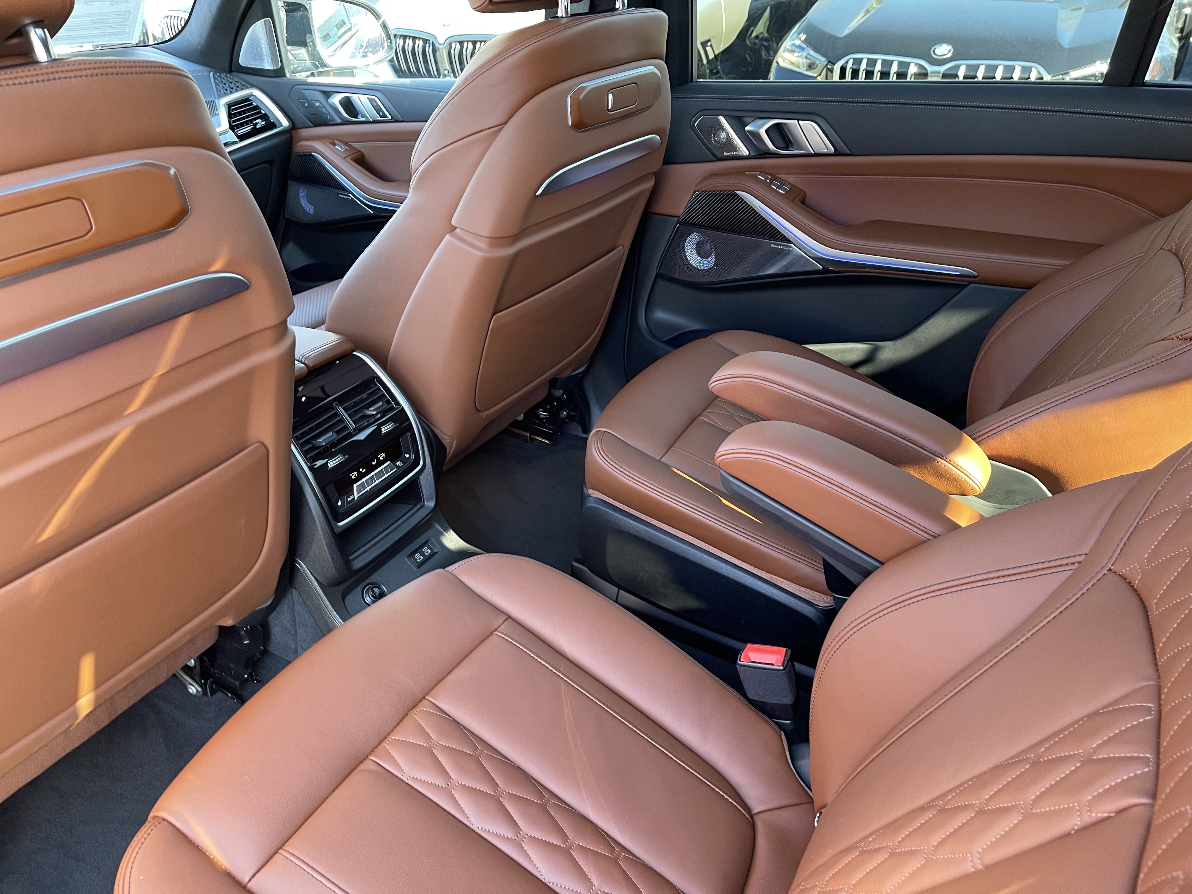 Certified 2025 BMW X7 M60i image 15