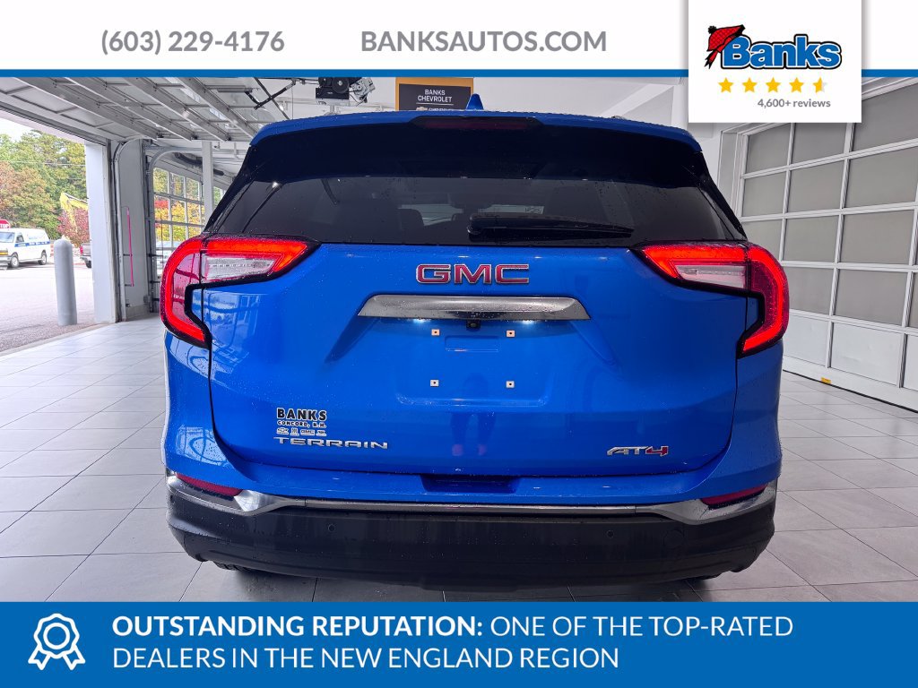 Certified 2024 GMC Terrain AT4 w/ Tech Package AWD/4WD image 7
