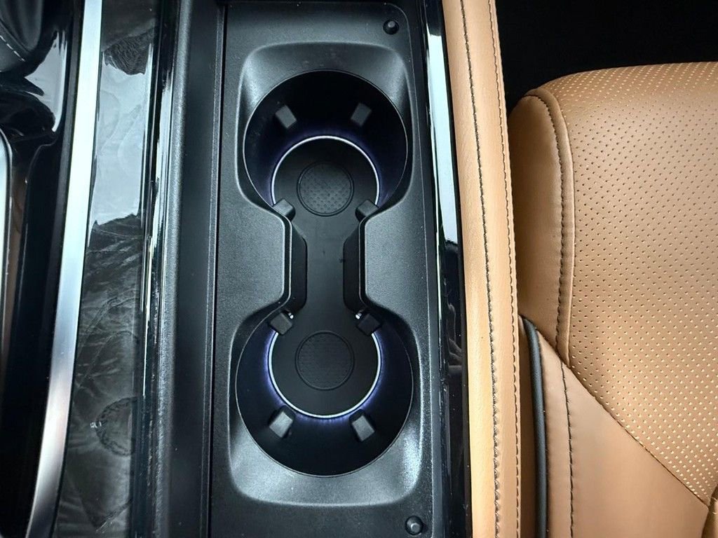 Certified 2024 INFINITI QX80 Sensory image 21