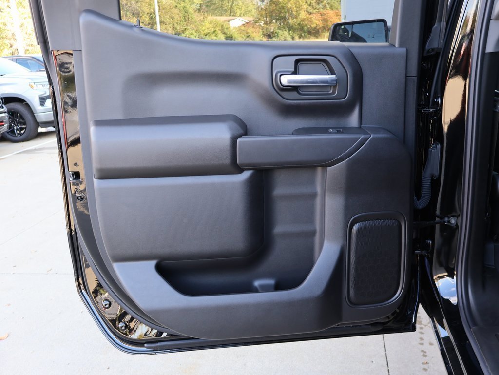 New 2025 GMC Sierra 1500 Pro w/ Graphite Edition image 21