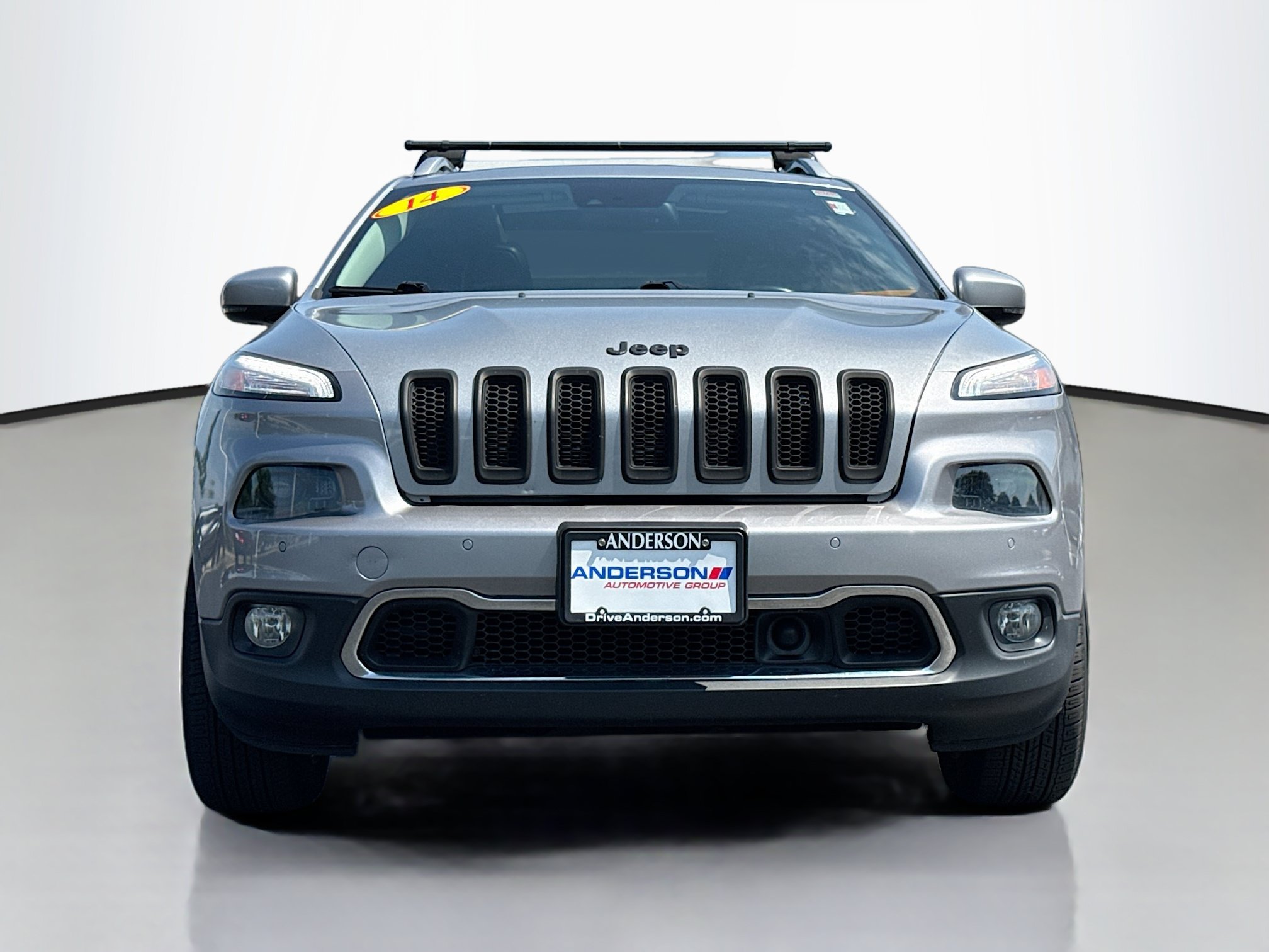 Used 2014 Jeep Cherokee Limited w/ Technology Group AWD/4WD image 16