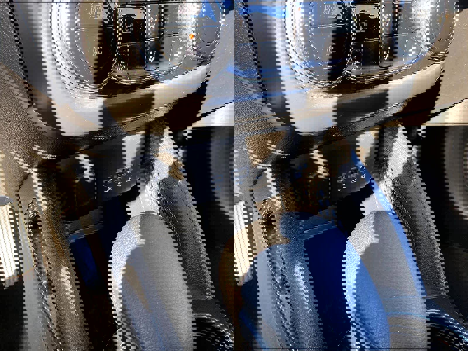 Used 2023 Chevrolet TrailBlazer LT w/ Convenience Package image 36