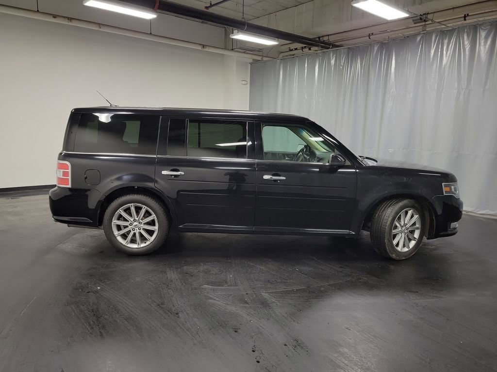 Used 2019 Ford Flex Limited image 11