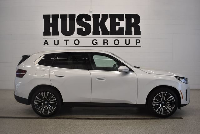 New 2026 BMW X3 xDrive30i w/ Premium Package AWD/4WD image 2
