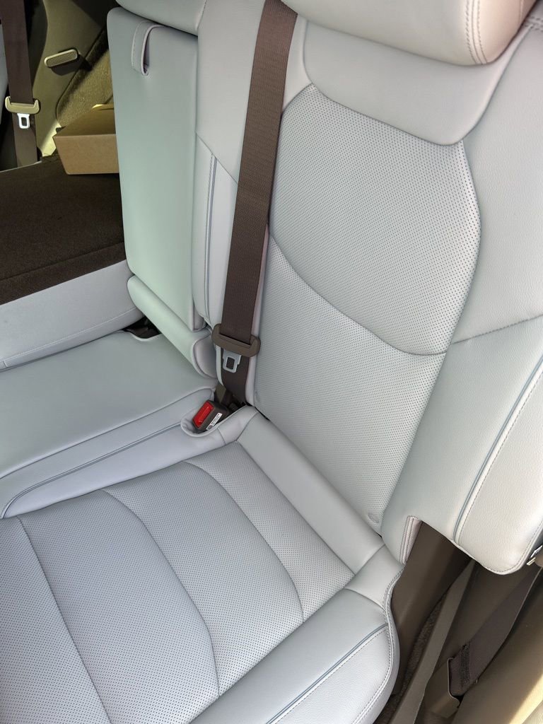 New 2026 Genesis GV70 2.5T Advanced image 12