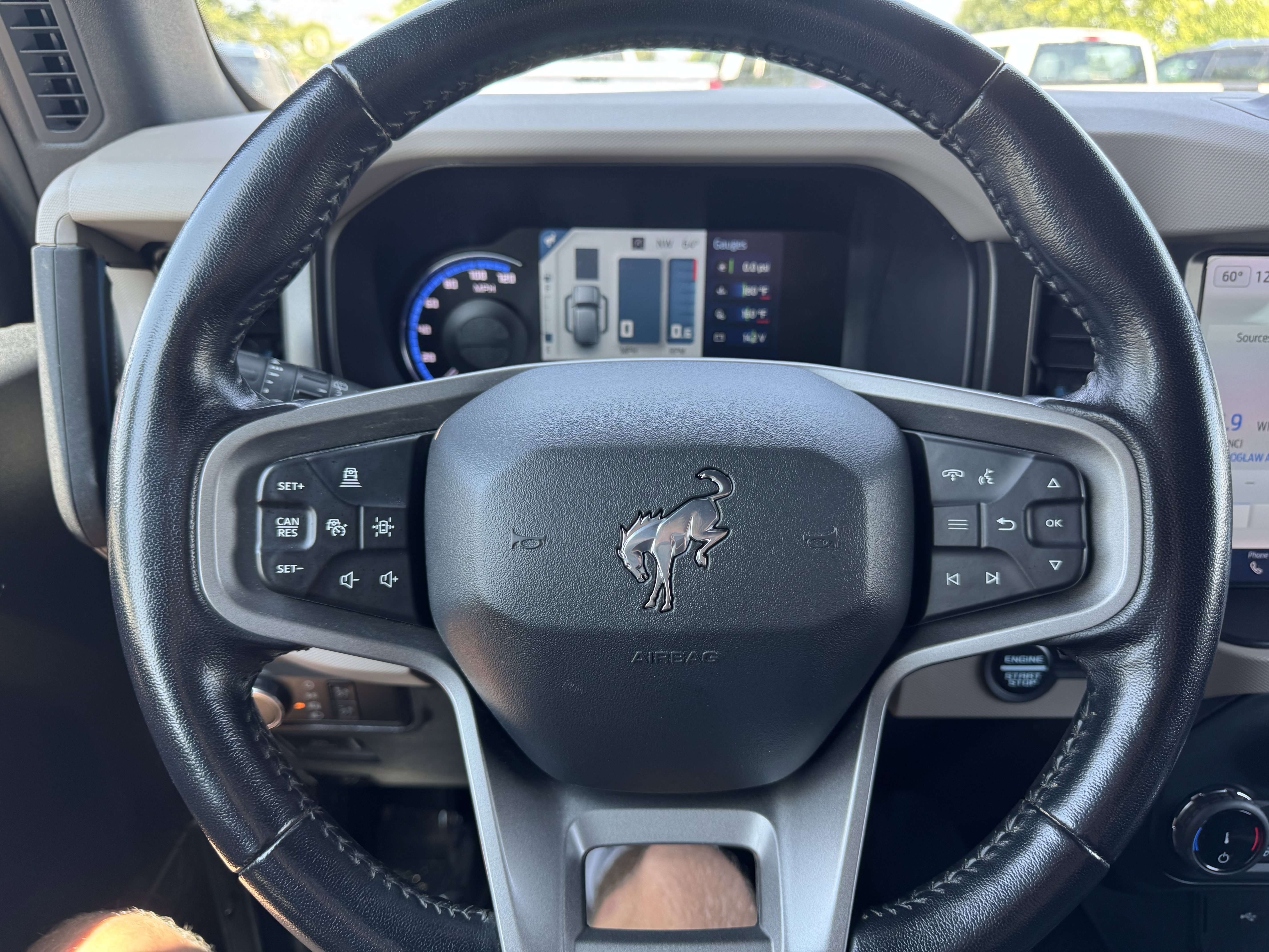 Used 2022 Ford Bronco Wildtrak image 18