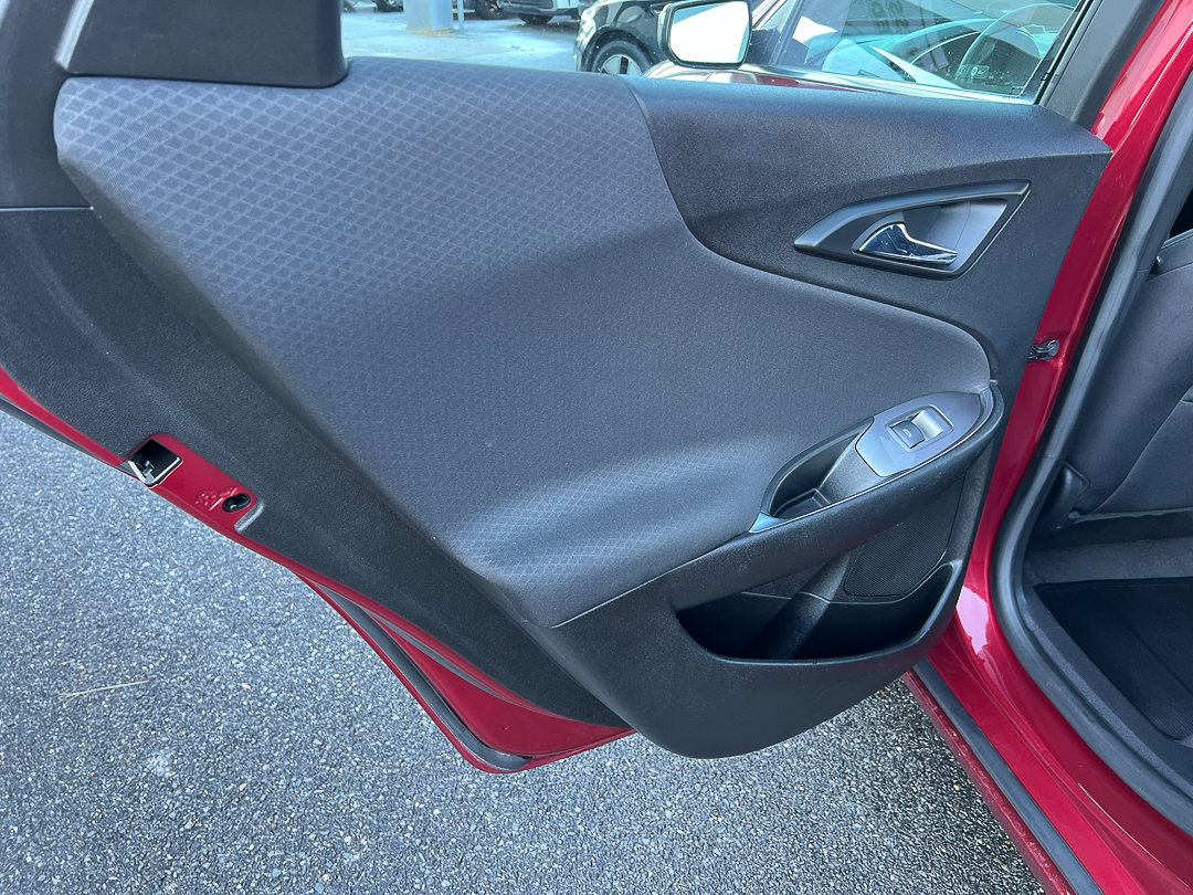 Used 2018 Chevrolet Malibu LT image 22