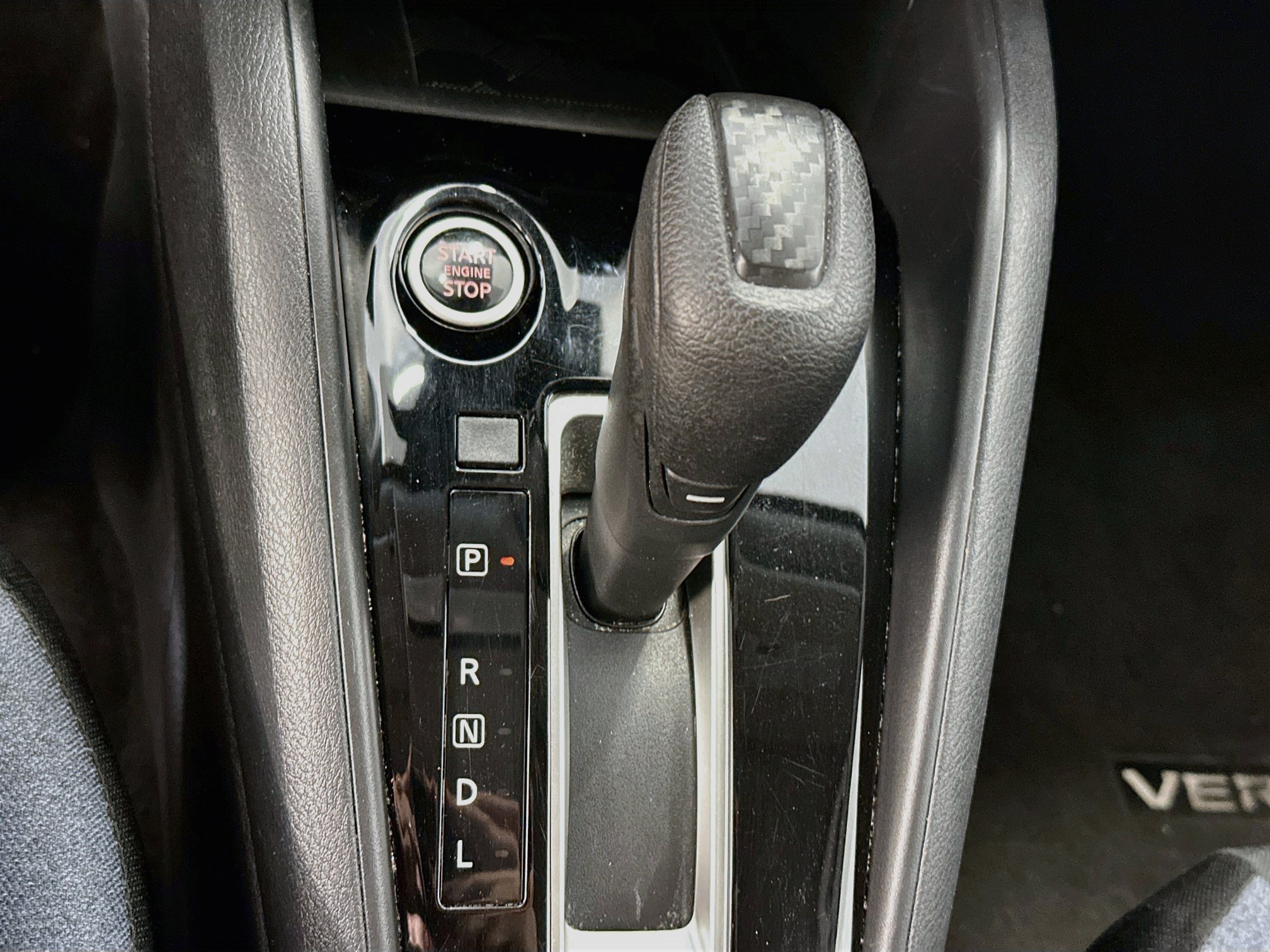 Used 2024 Nissan Versa SV FWD image 24