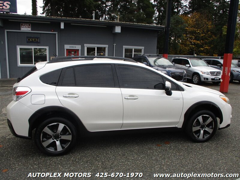 Used 2014 Subaru Crosstrek Touring AWD/4WD image 9