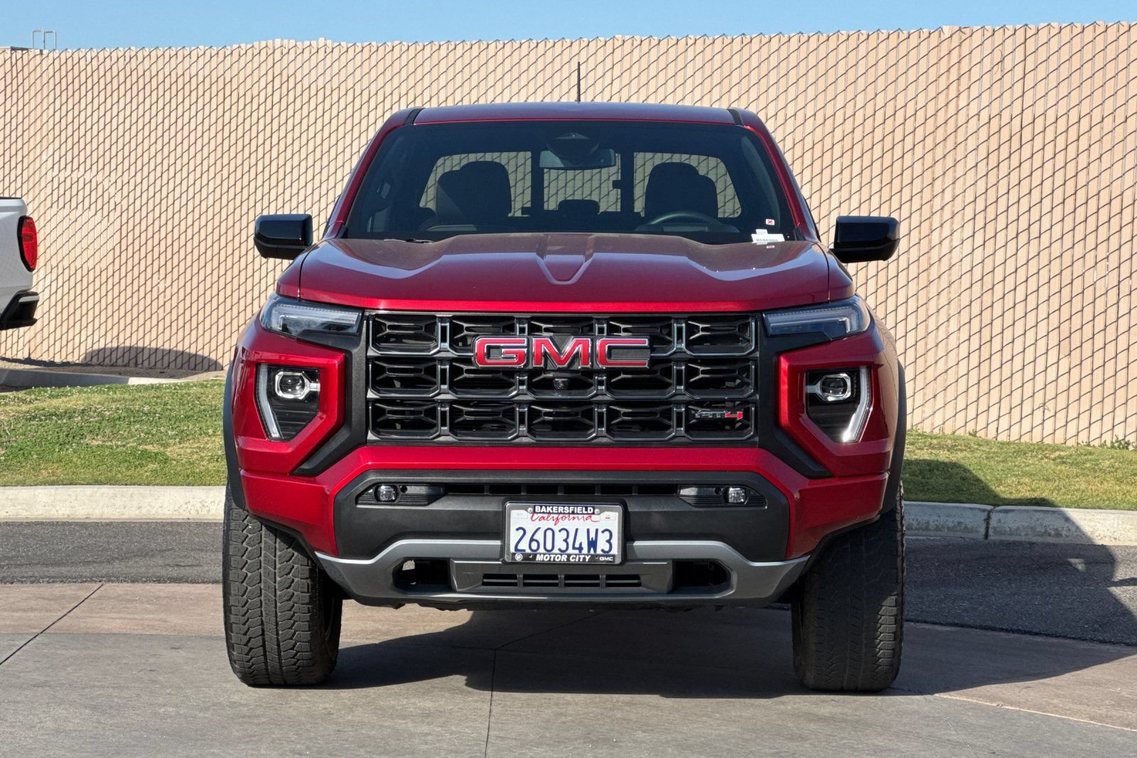 Certified 2023 GMC Canyon AT4 w/ AT4 Premium Package AWD/4WD image 9
