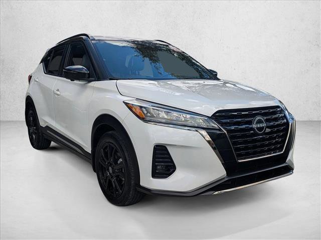 Certified 2023 Nissan Kicks SR w/ SR Premium Package image 3