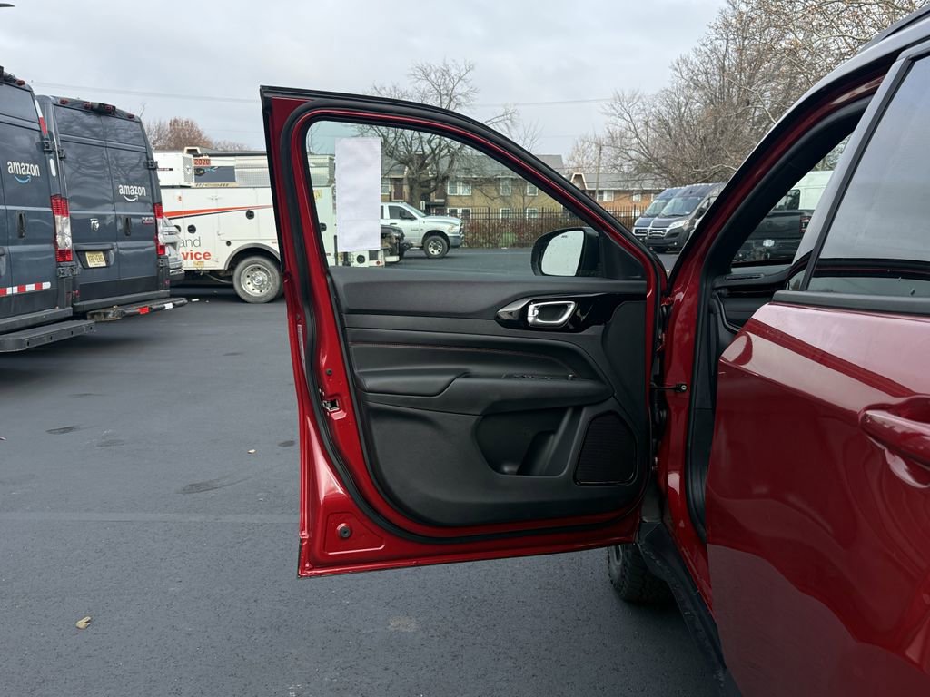 New 2026 Jeep Compass Trailhawk image 10