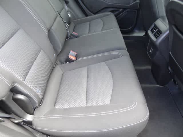 Used 2024 GMC Terrain SLE FWD image 9