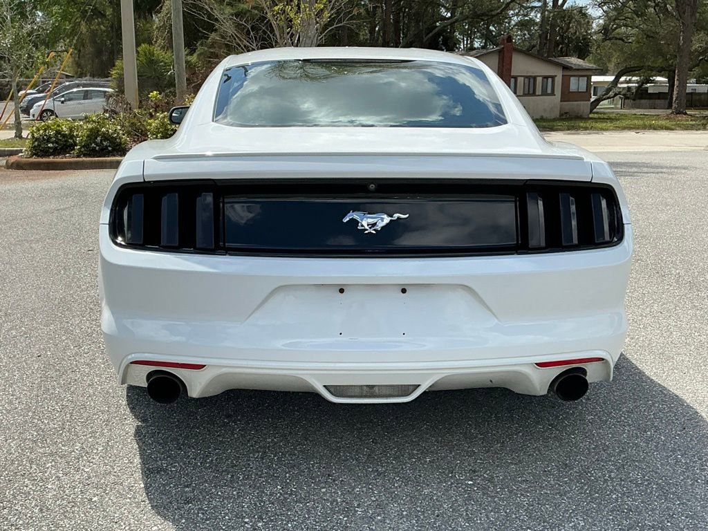 Used 2017 Ford Mustang Coupe image 6