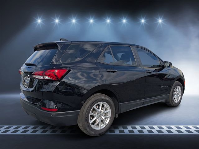 Used 2024 Chevrolet Equinox LS w/ Driver Confidence II Package image 3