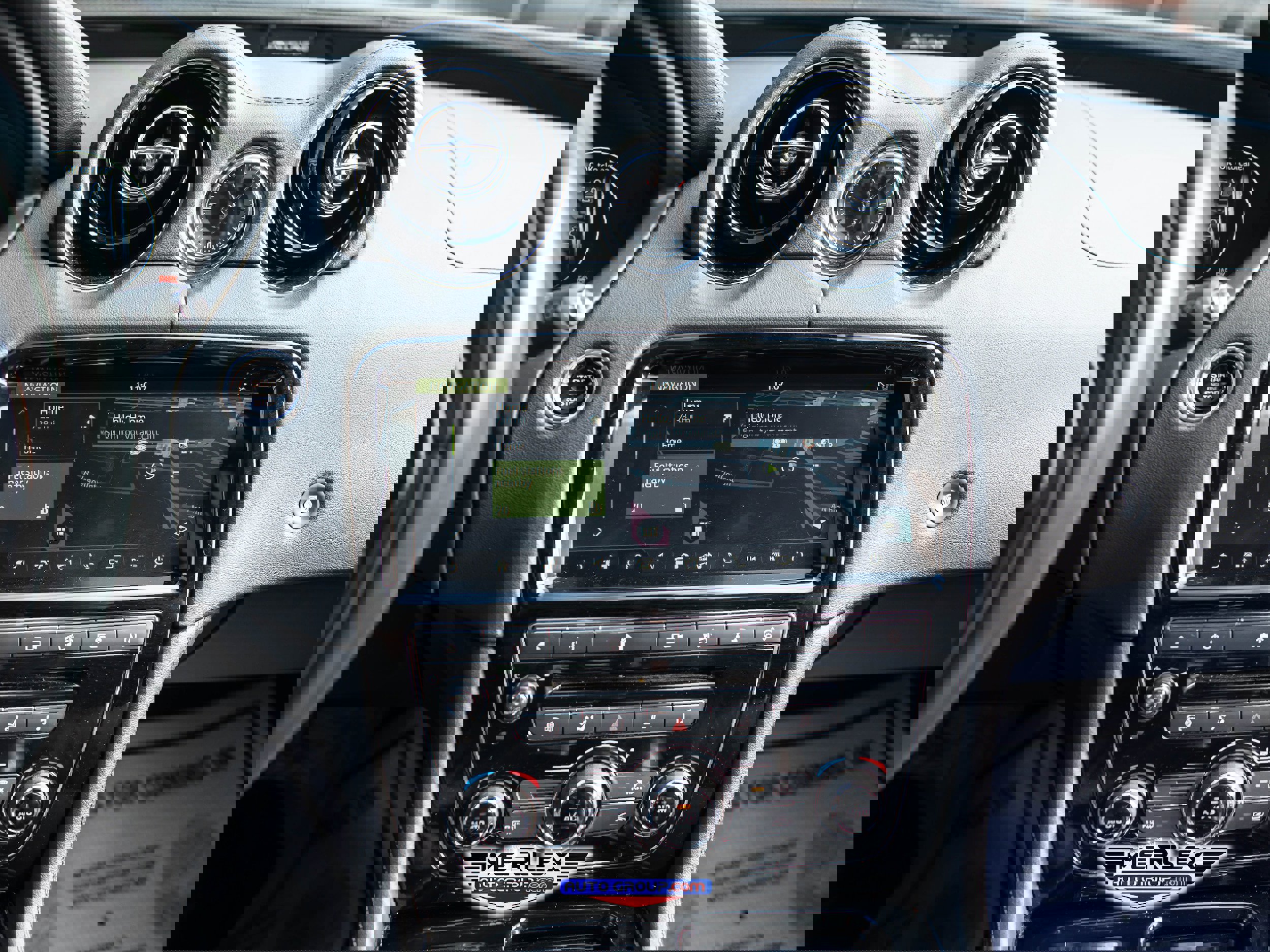 Used 2019 Jaguar XJ R-Sport image 31