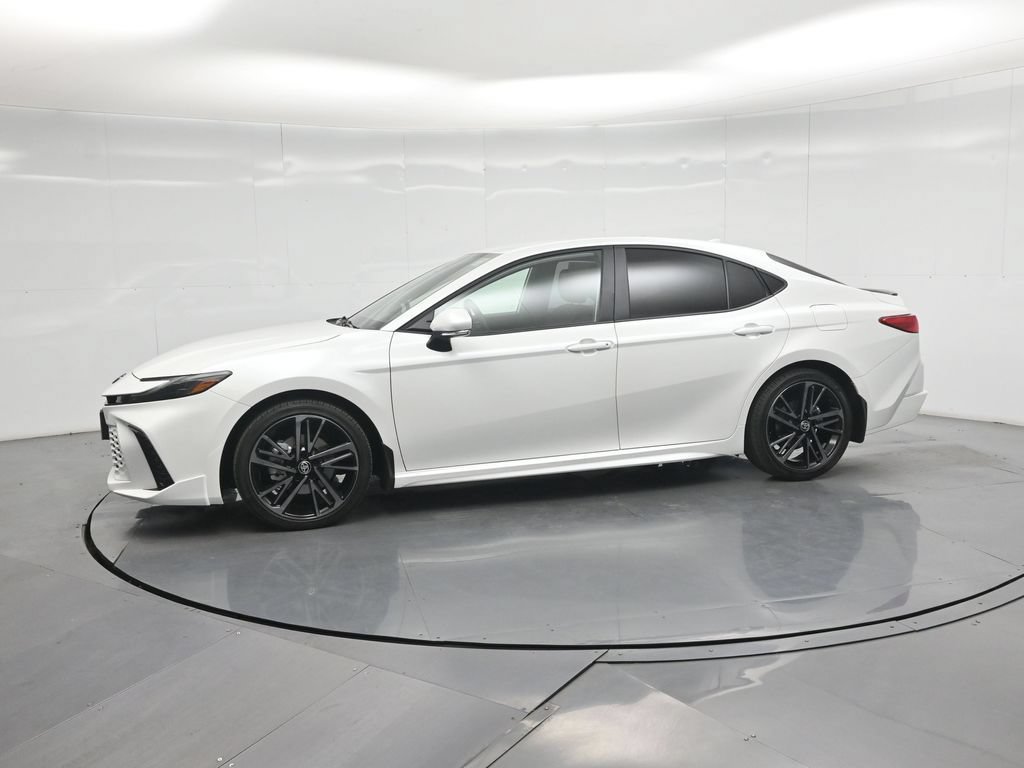 Used 2026 Toyota Camry XSE FWD image 28