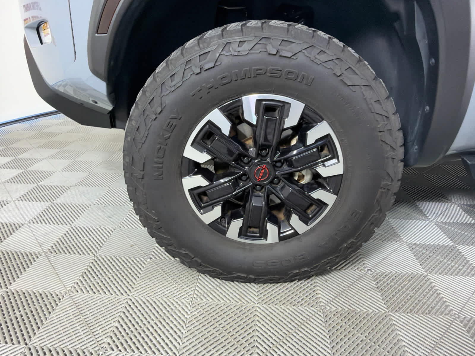 Certified 2024 Nissan Frontier PRO-4X w/ Technology Package AWD/4WD image 10