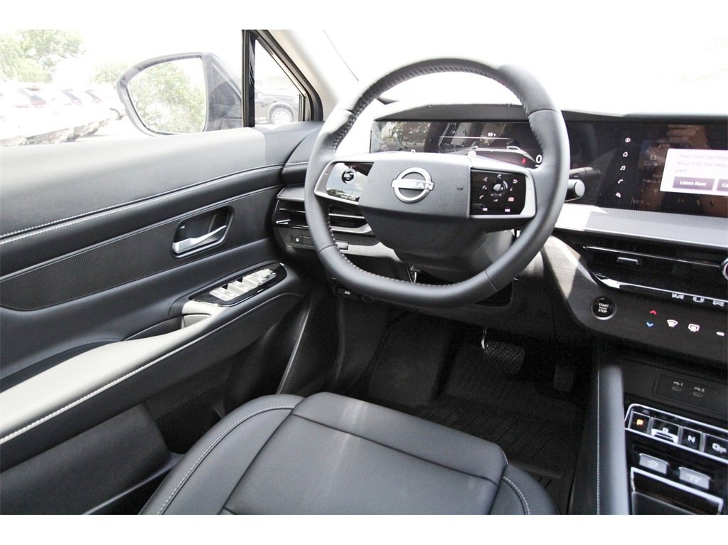 New 2025 Nissan Murano SV w/ Cargo Package image 8