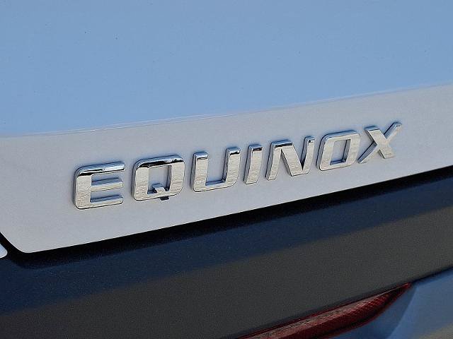 New 2026 Chevrolet Equinox LT w/ Convenience Package II FWD image 7