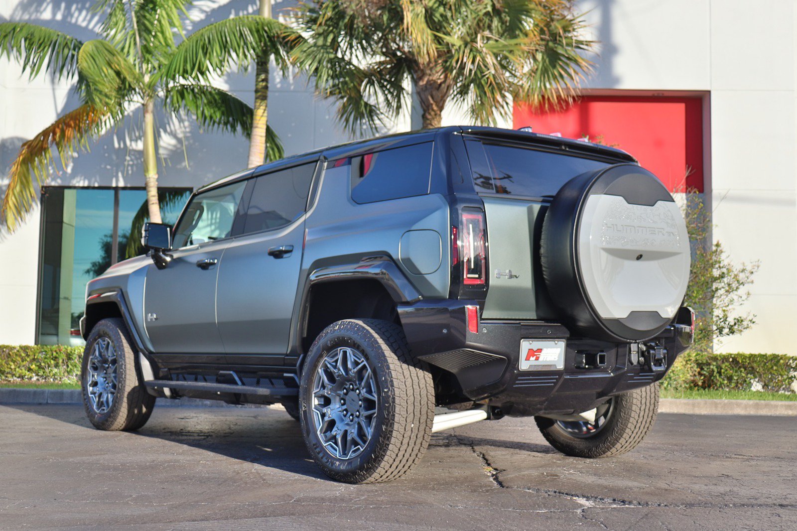 Used 2024 GMC Hummer EV 3X AWD/4WD image 16