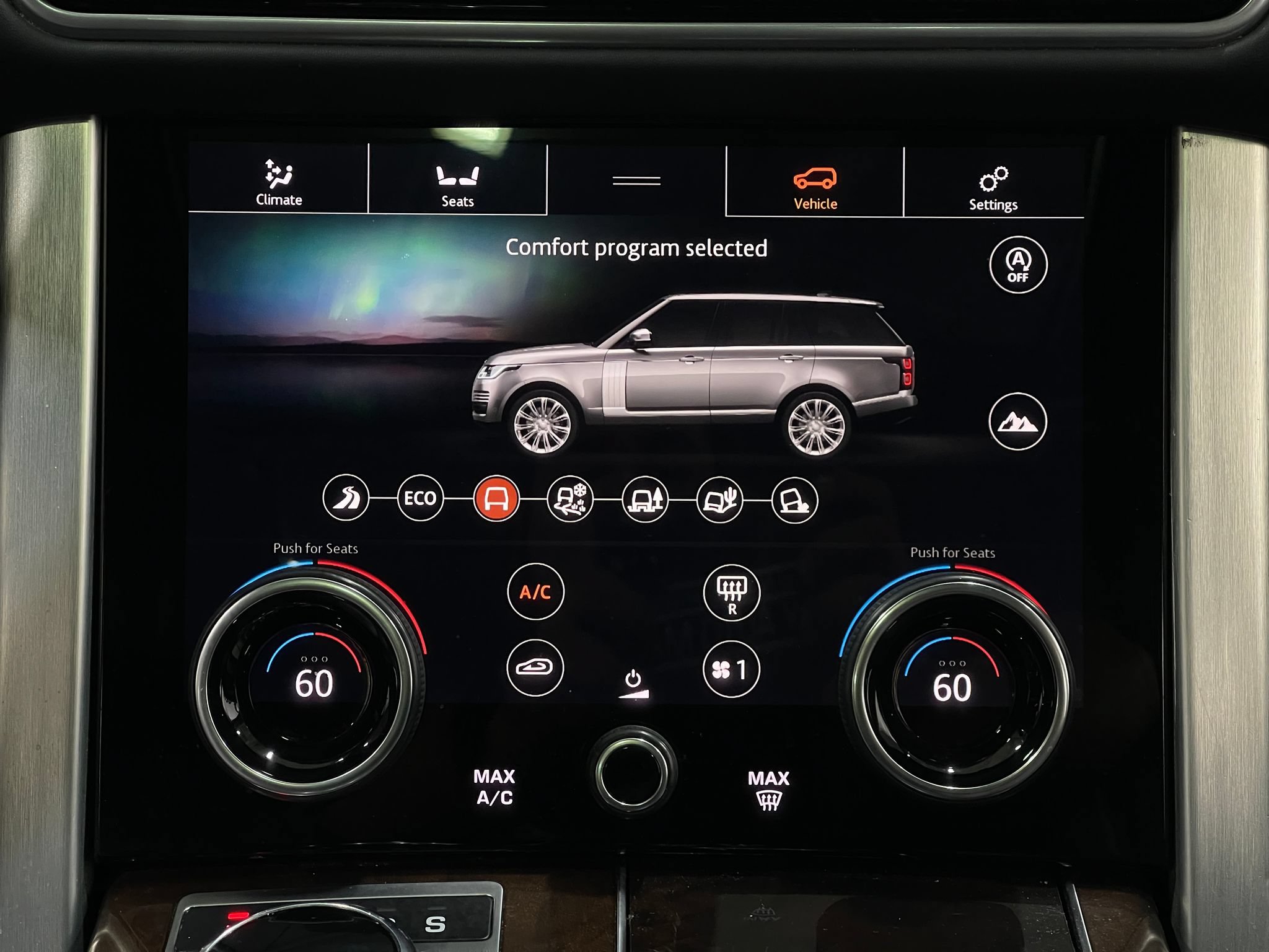Used 2019 Land Rover Range Rover Supercharged AWD/4WD image 25
