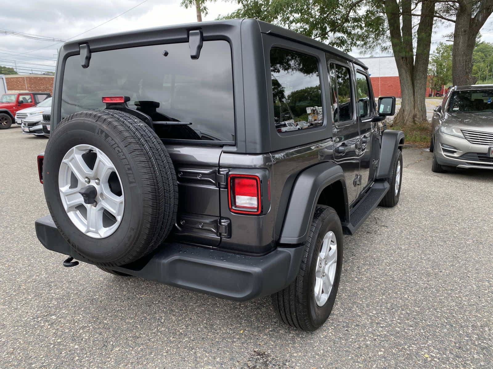 Certified 2022 Jeep Wrangler Unlimited Sport AWD/4WD image 3