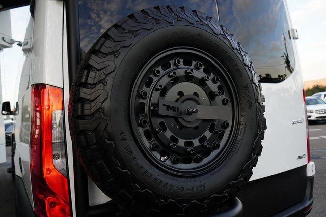 Used 2023 Mercedes-Benz Sprinter 2500 image 19