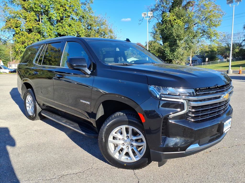 Used 2024 Chevrolet Tahoe LT AWD/4WD image 1