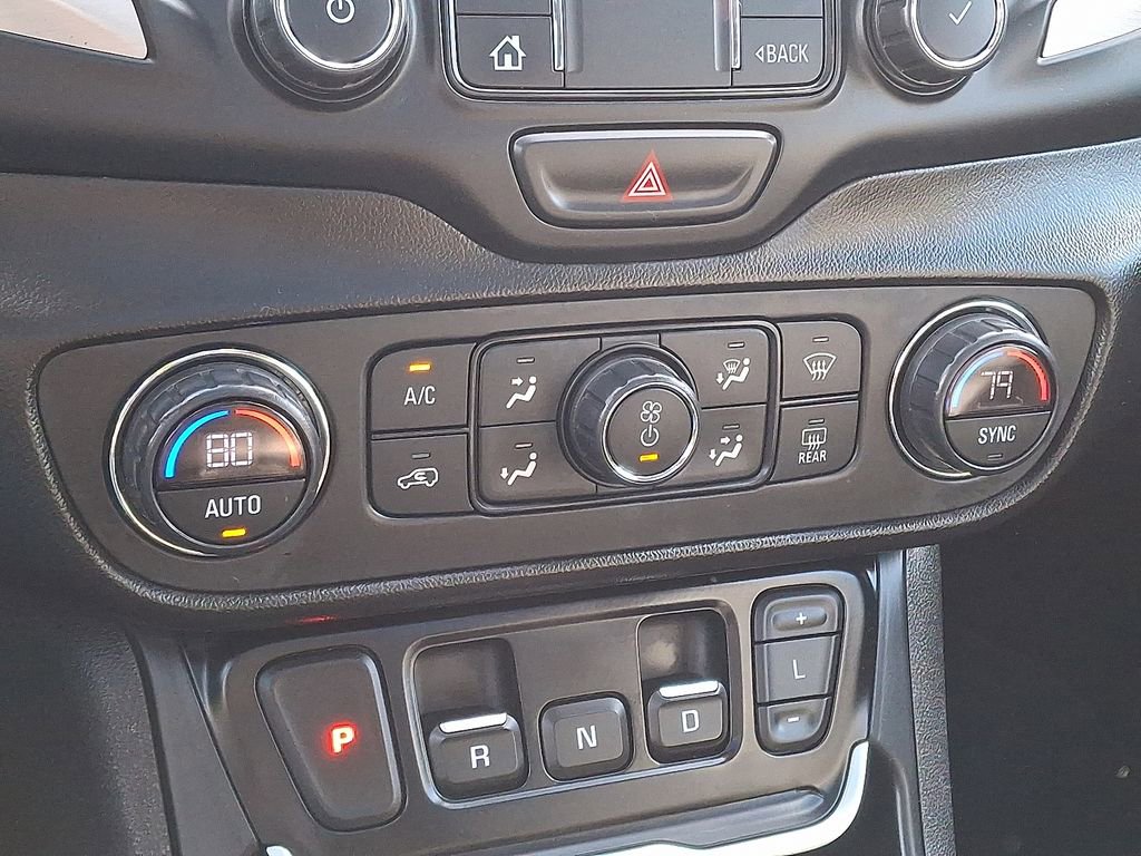 Used 2021 GMC Terrain SLT w/ Infotainment Package II image 18