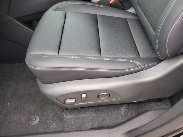 New 2026 Chevrolet Traverse LT w/ Midnight/Sport Edition AWD/4WD image 18