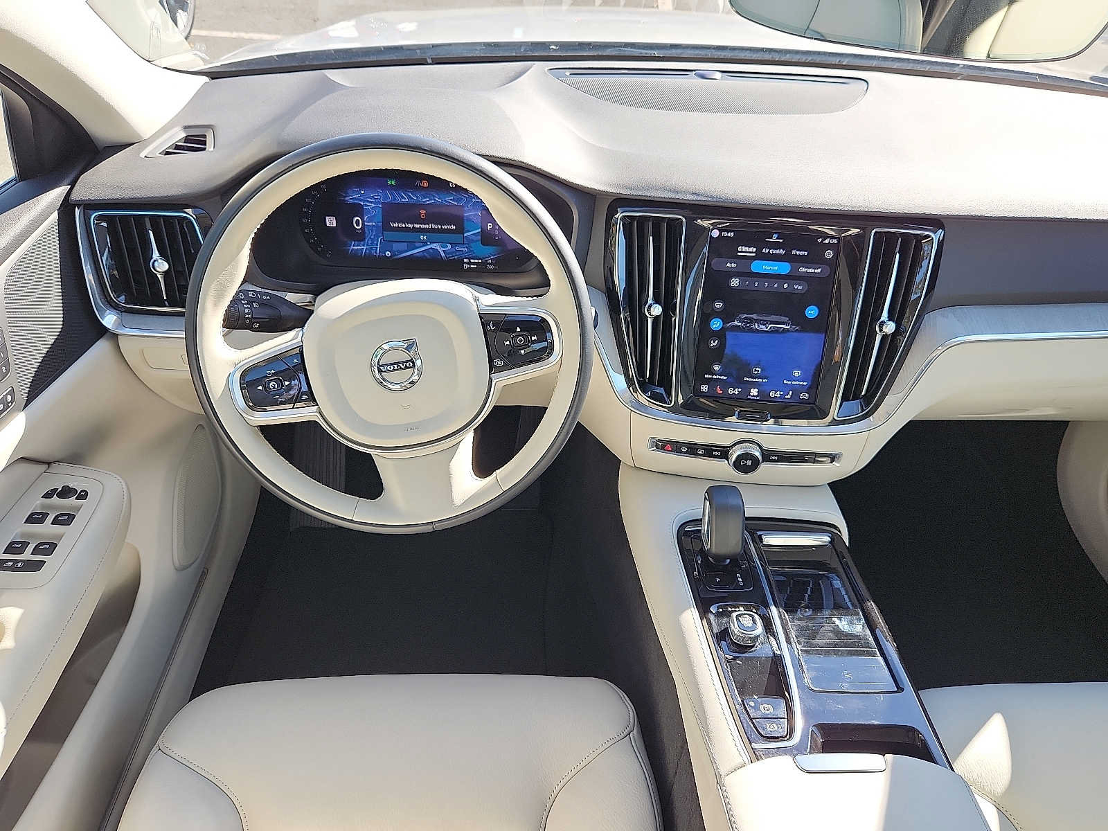 Certified 2024 Volvo S60 T8 Plus AWD/4WD image 11